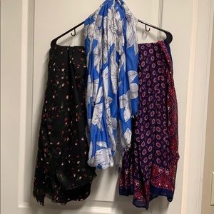 Bundle of 3 Banana Republic Scarves